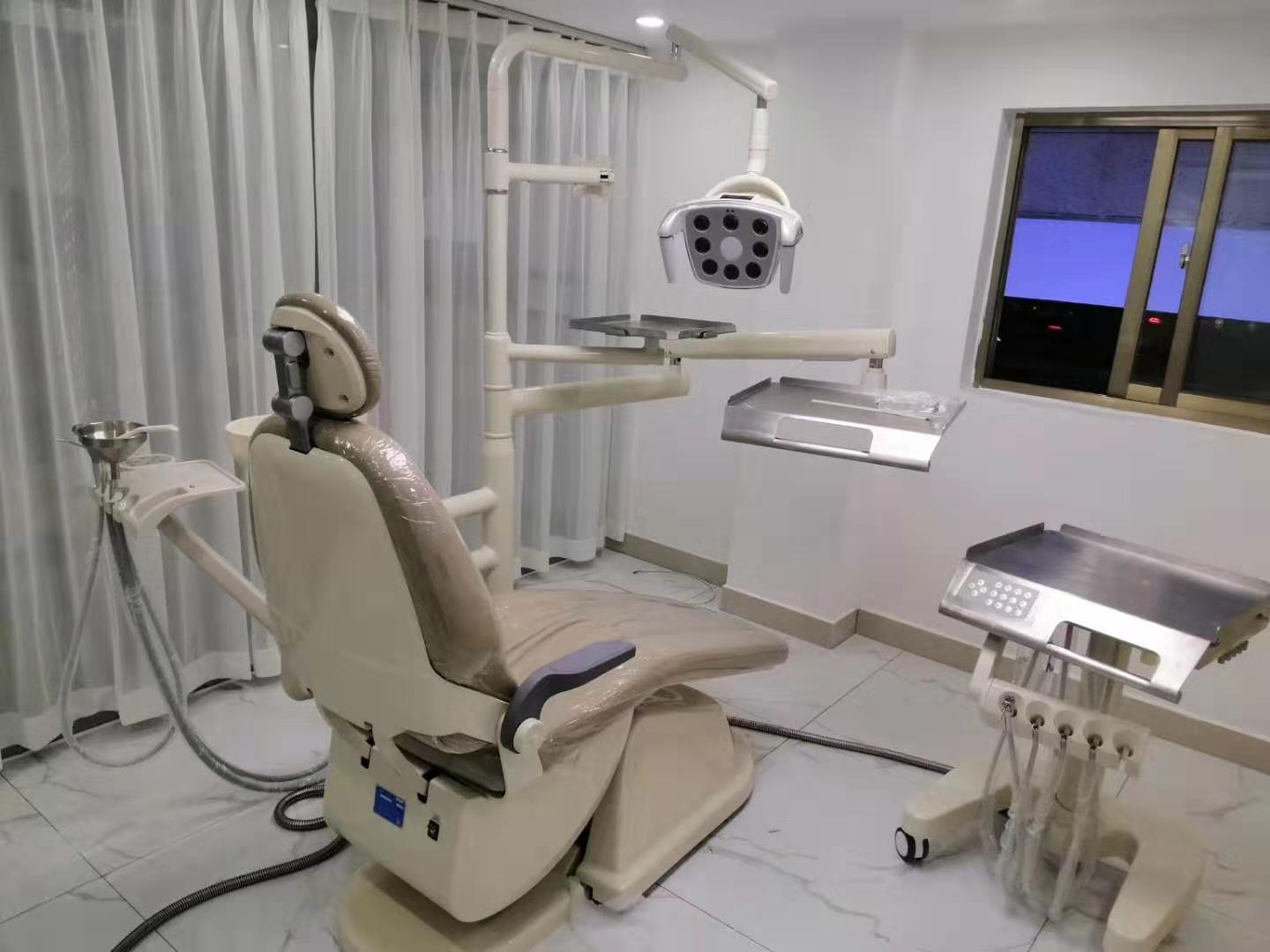 广东某牙科诊所格徕德牙科综合治疗台安装使用图片